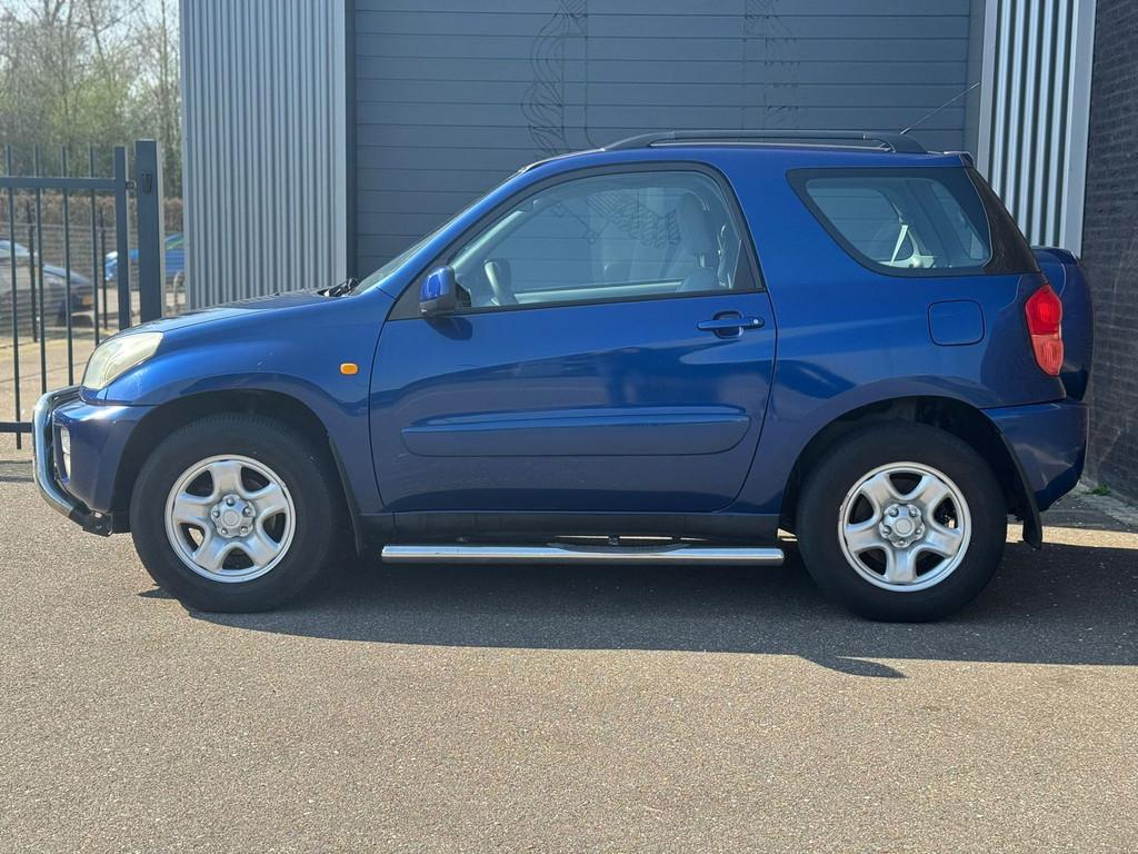 Toyota RAV4 1.8-16V VVT-i Luna, Auto's, Voorwielaandrijving, Gebruikt, 4 cilinders, Blauw