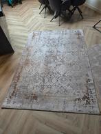 Vloerkleed 1.6m x 2.3m, Huis en Inrichting, Stoffering | Tapijten en Kleden, Ophalen, 150 tot 200 cm, 200 cm of meer, Zo goed als nieuw