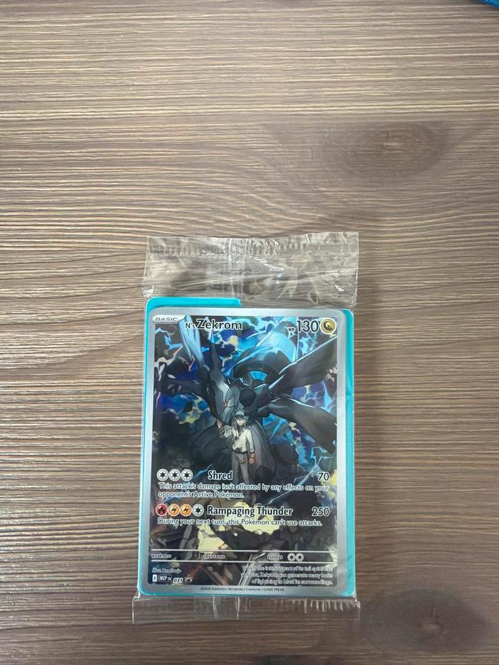 N's Zekrom Pokémon Kaart - Zeldzaam en in Topstaat, Hobby en Vrije tijd, Verzamelkaartspellen | Pokémon, Zo goed als nieuw, Losse kaart