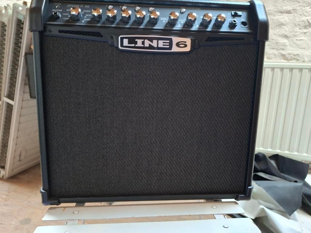 Gitaar versterke, Ophalen of Verzenden, Zo goed als nieuw, Minder dan 50 watt