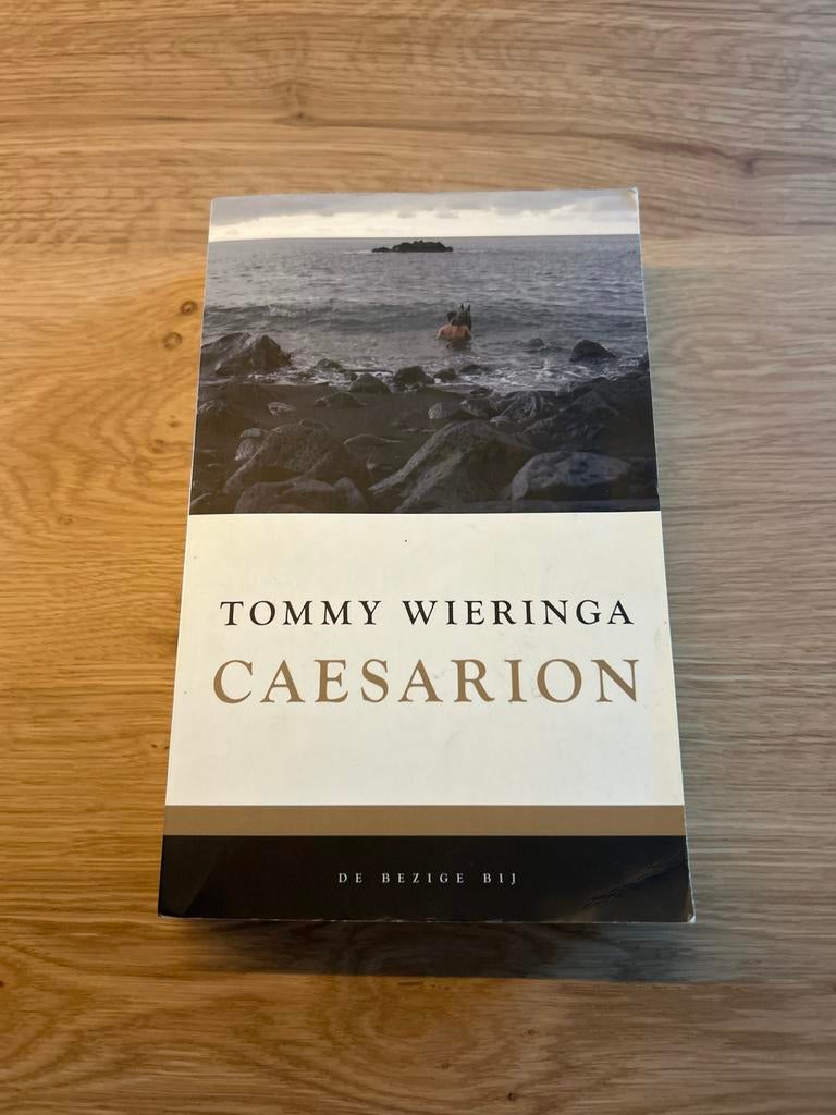 Caesarion - Tommy Wieringa (De Bezige Bij), Boeken, Ophalen of Verzenden, Gelezen, Nederland
