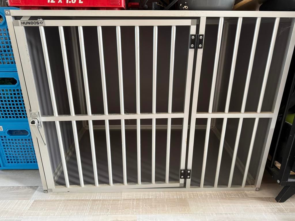 Hundos Hondenbench model DL maat L, Dieren en Toebehoren, Hondenhokken, Zo goed als nieuw, 65 tot 100 cm, Ophalen