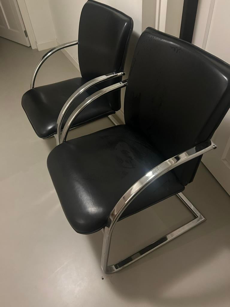 Artifort prof design zwart stoel fauteuil Brno Tubular Knoll, Huis en Inrichting, Stoelen, Ophalen, Zo goed als nieuw, Zwart, Eén