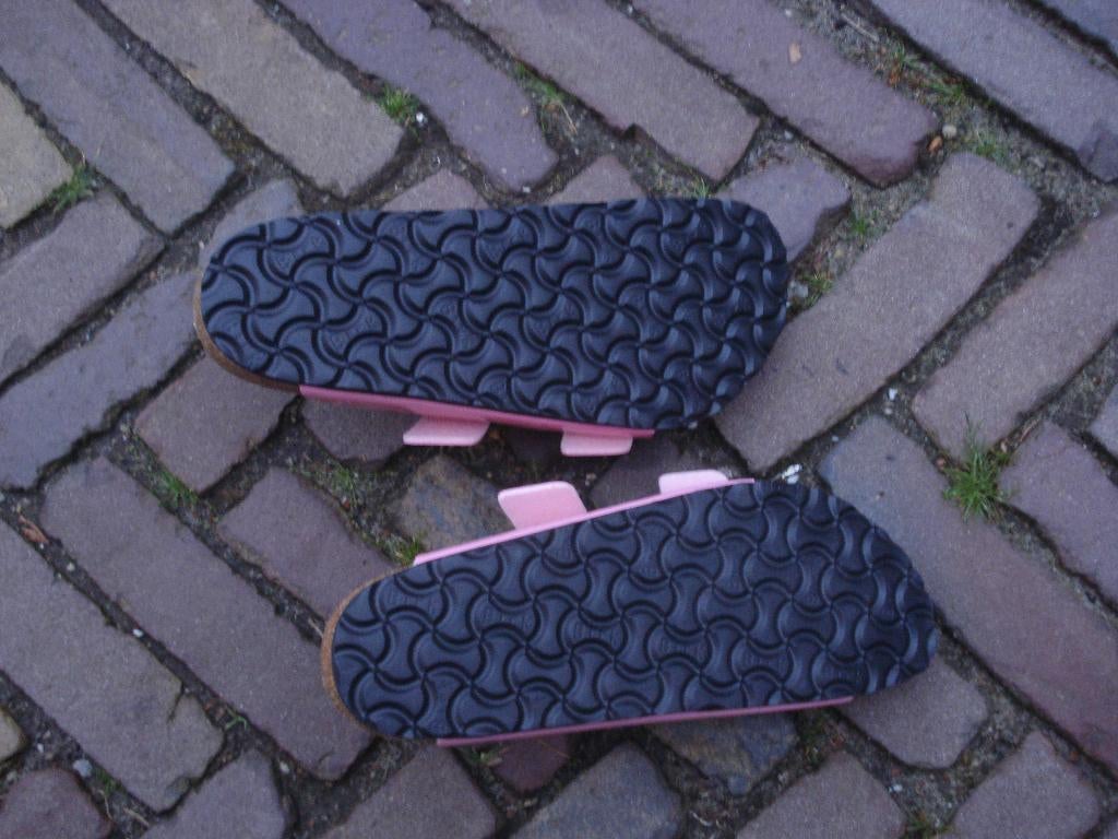 BIRKENSTOCK ROZE ARIZONA NIEUW GRATIS VERZENDING PER POST, Kleding | Dames, Slippers, Verzenden, Nieuw, Birkenstock 38