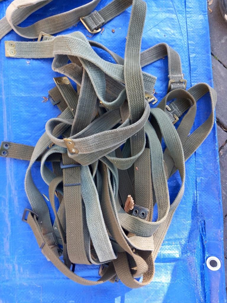 Legerriempjes, Verzamelen, Militaria | Algemeen, Ophalen of Verzenden, Landmacht, Nederland, Embleem of Badge