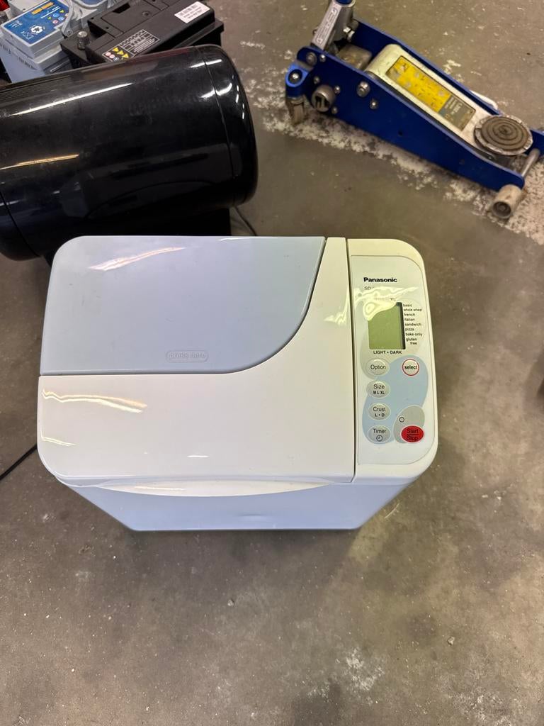 Panasonic SD-2500 Broodbakmachine - Zo goed als nieuw, 800 tot 1200 gram deeg, Ophalen, Met timer, Gebruikt