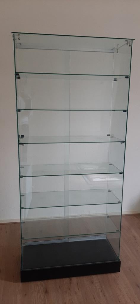 Glazen Vitrinekast met 6 Planken - Modern Design, Huis en Inrichting, Kasten | Vitrinekasten, Ophalen, 50 tot 100 cm, Zo goed als nieuw