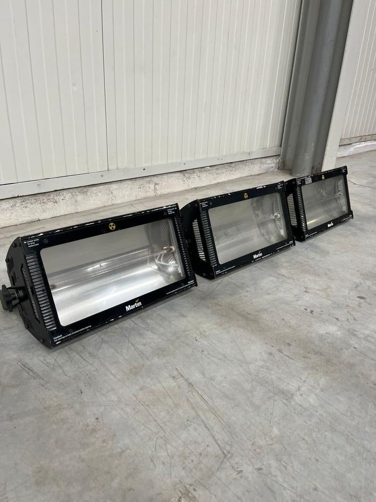 Complete set Martin Atomic 3000 (3x), Muziek en Instrumenten, Licht en Laser, Ophalen, Gebruikt, Licht, Stroboscoopeffect