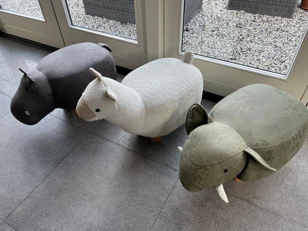 3x dier poef. Nijlpaard, schaap en olifant., Huis en Inrichting, Banken | Voetenbanken en Poefen, Ophalen, Gebruikt, Rechthoekig