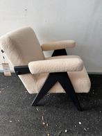 Japandi Design fauteuil bouclestof met houten poten nieuw, Ophalen, Zo goed als nieuw, 75 tot 100 cm, 50 tot 75 cm