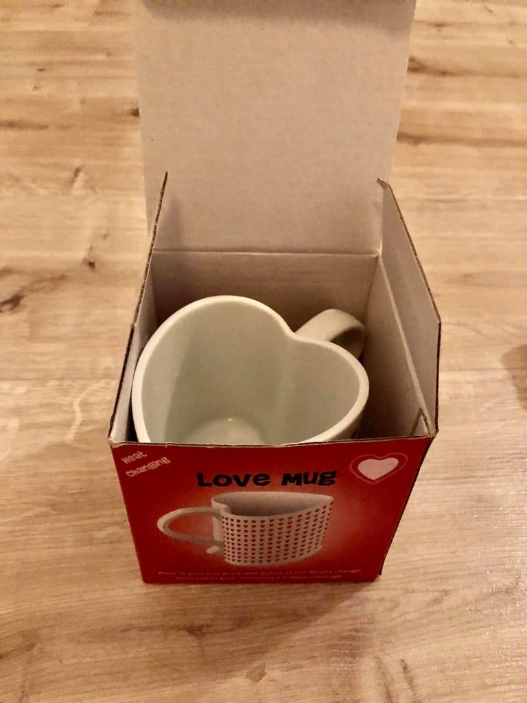 Mok in hartvorm 200ml/ NIEUW, Ophalen, Zo goed als nieuw, Overige stijlen, Kop(pen) en/of Schotel(s)