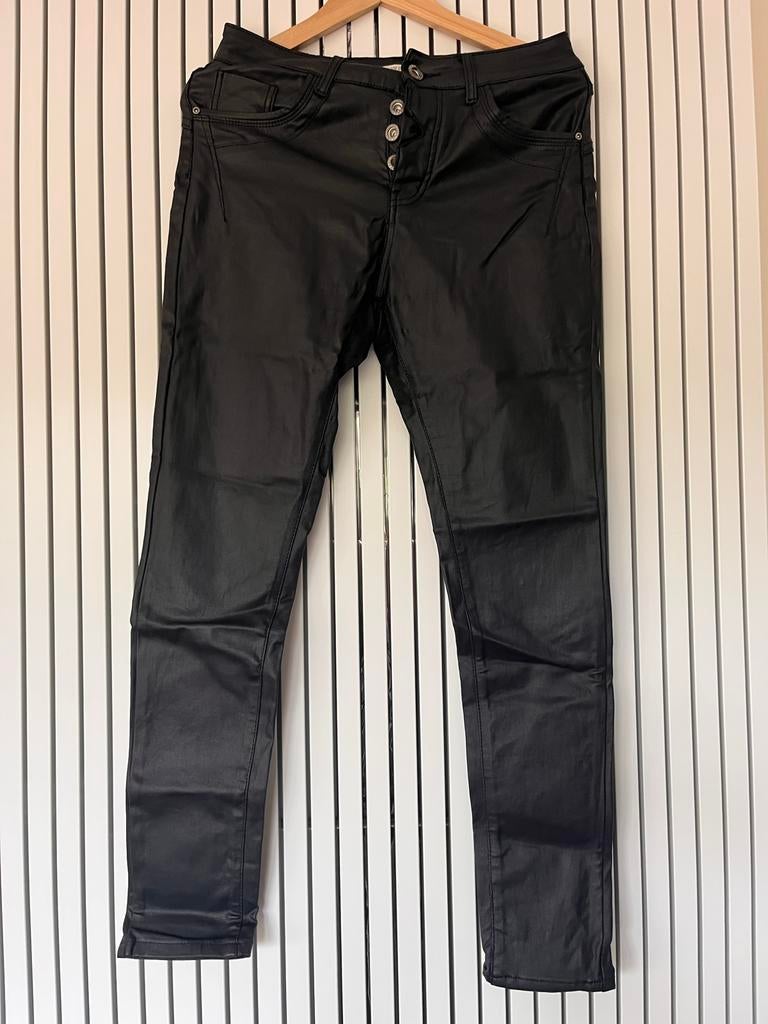 Zwarte broek van Jewelly, maat 36, leren look, Zwart, Ophalen of Verzenden, Zo goed als nieuw, Maat 36 (S)