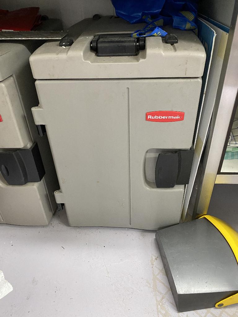 Thermo transport box, Ophalen, Zo goed als nieuw, Rechthoekig