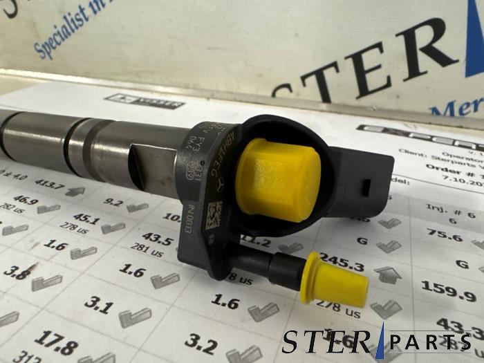 Verstuiver (diesel) van een Mercedes C-Klasse, Auto-onderdelen, Gebruikt, -, Ophalen of Verzenden, -