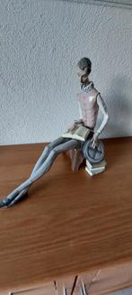 Zephir PRACHTIGporseleinen beeld lezende man : Guido Gezelle, Ophalen of Verzenden, Nieuw, Mens