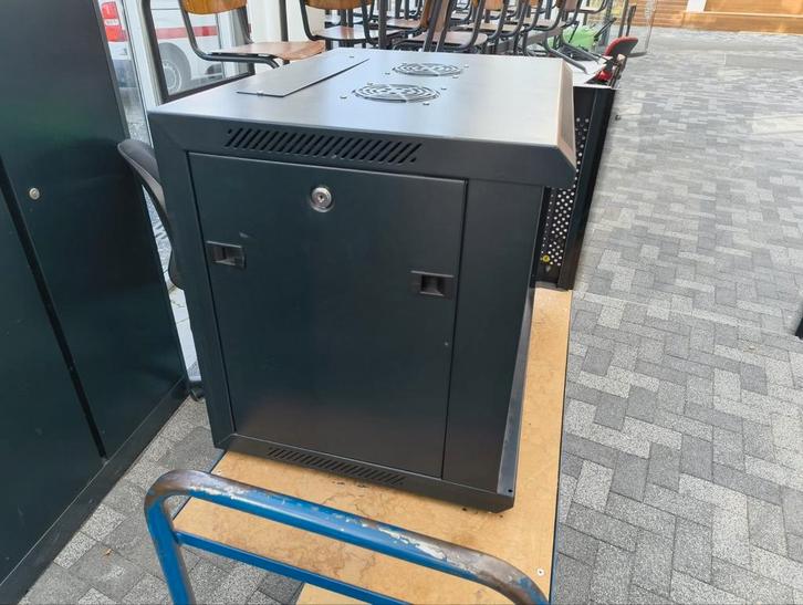 Alfaco 6U serverkast voor wandmontage, Computers en Software, Serverkasten, Ophalen