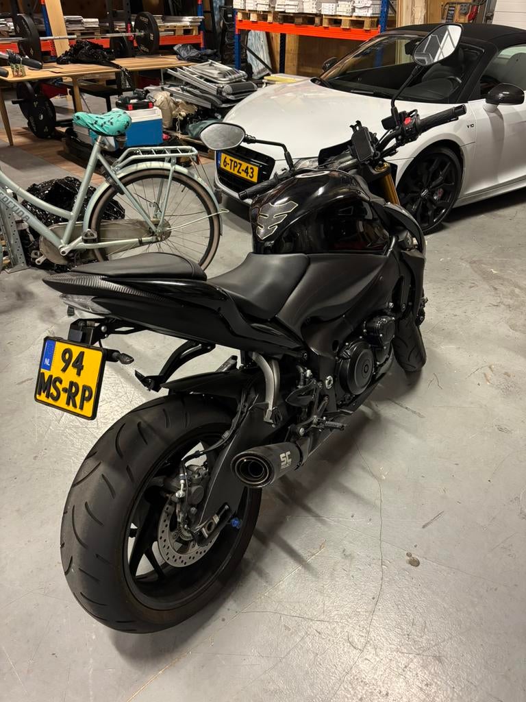 Suzuki GSX-S1000 – Zwart – Topstaat – SC Project Uitlaat, Occasion, 4 cilinders, Motorrijbewijs A, Handgeschakeld