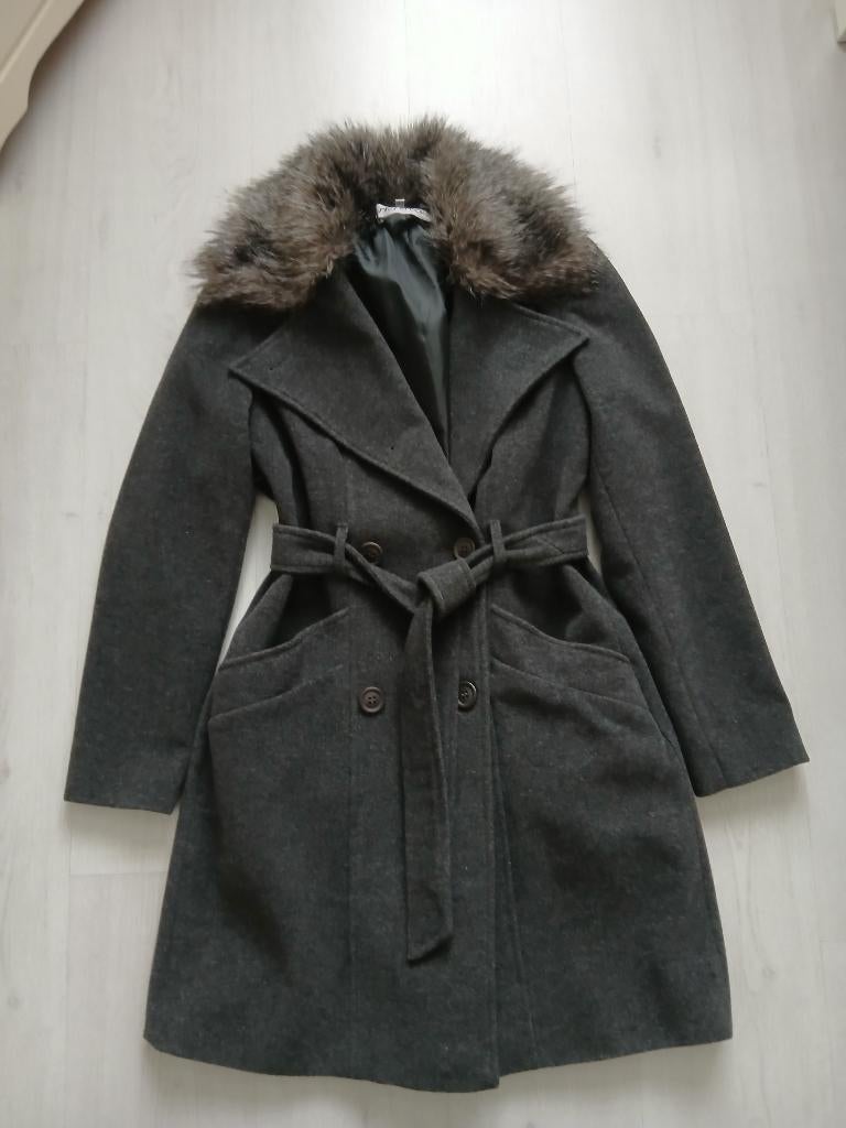 Grijse Mantel Maat 38 ZGAN, Kleding | Dames, Jassen | Winter, Ophalen of Verzenden, Zo goed als nieuw, Maat 38/40 (M), Zwart