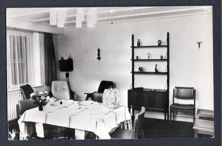 Leeuwarden, St. Jozef, Ontvangkamer. 1968., Verzamelen, Ansichtkaarten | Nederland, Ongelopen, Friesland, 1960 tot 1980, Ophalen of Verzenden
