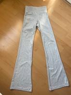 NIEUWE Bershka gemêleerde grijze flared legging maat 34, Nieuw, Ophalen of Verzenden, Maat 34 (XS) of kleiner, Grijs