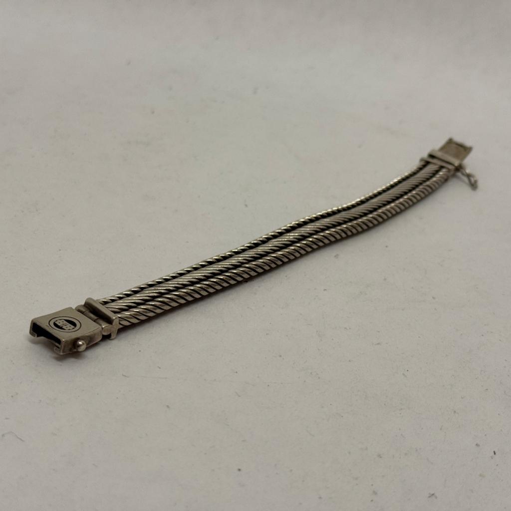 Buddha To Buddha Edwin Small, Buddha to Buddha, Zo goed als nieuw, Support@buddhatobuddha.com, Buddha to Buddha
Herengracht 419
1017 BP Amsterdam
Netherlands