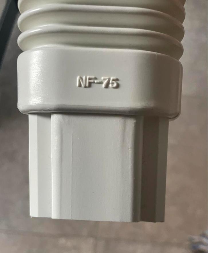 Inoac PVC flexibele goot voor afvoer airco NF-75, Doe-het-zelf en Verbouw, Buizen en Afvoer, Gebruikt, Afvoer, Pvc, Minder dan 2 meter
