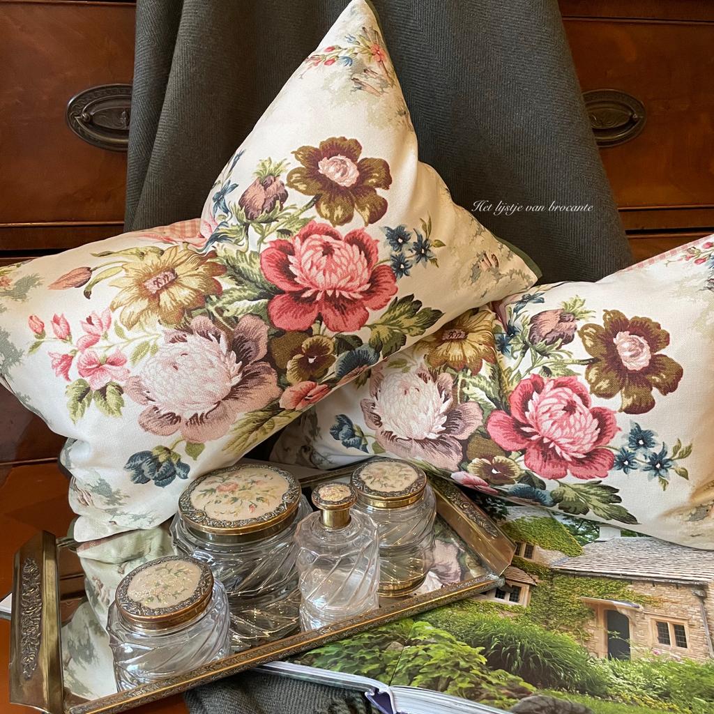 Engels brocante kaptafelset Petit Point, Ophalen of Verzenden