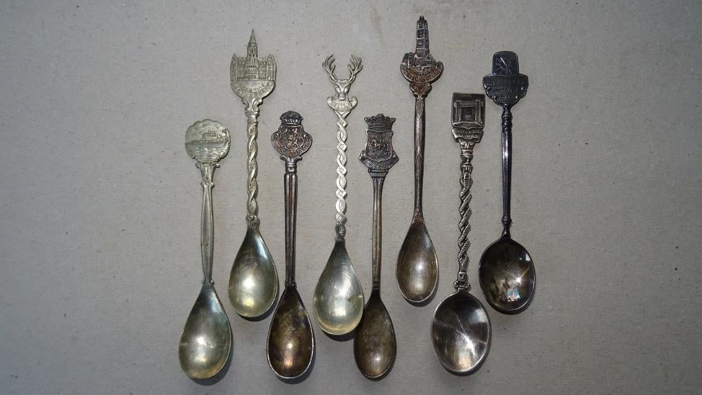 8 verzilverde herinnering theelepels, Ophalen of Verzenden