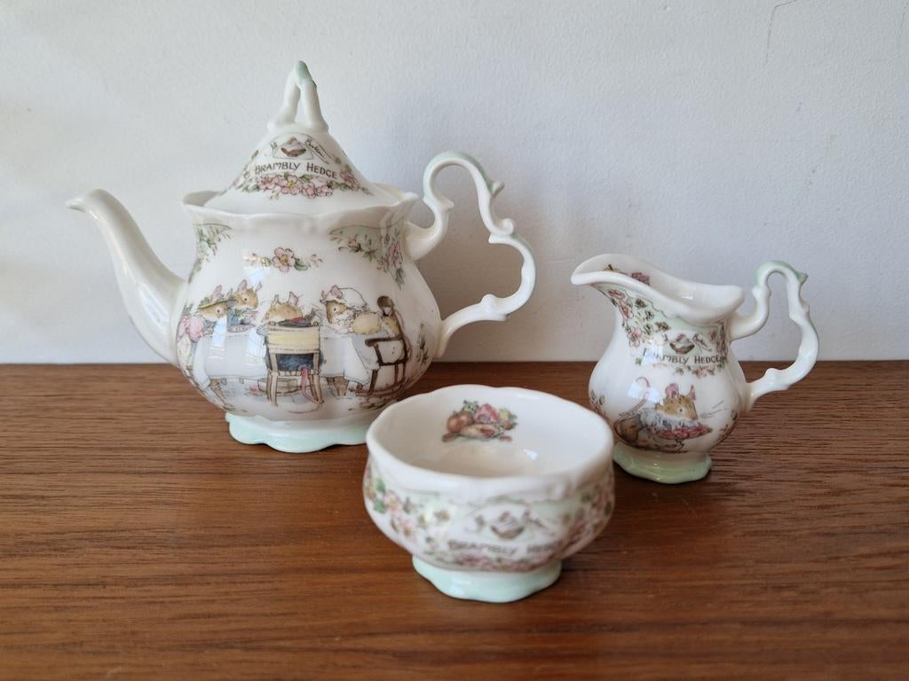 Brambly hedge royal doulton tea service miniatuur, Ophalen of Verzenden