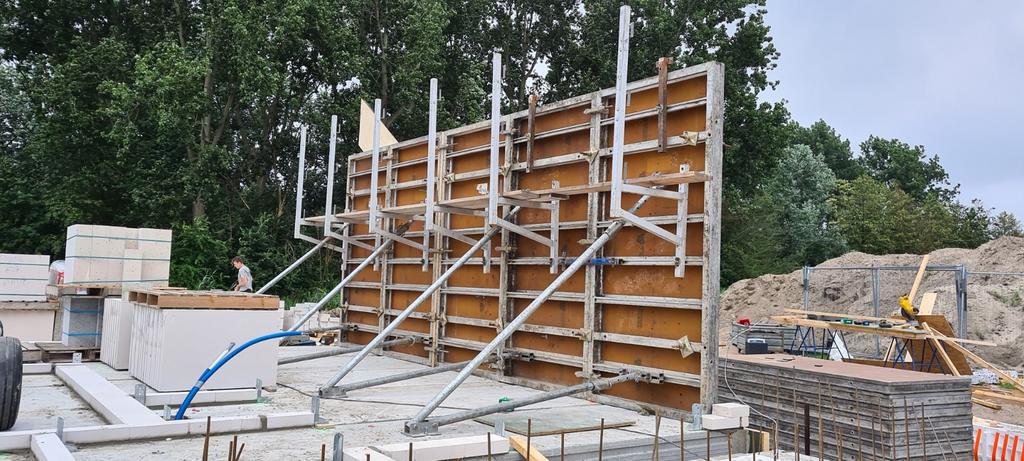 Tekoop bekisting, Eén persoon, Ticket of Toegangskaart