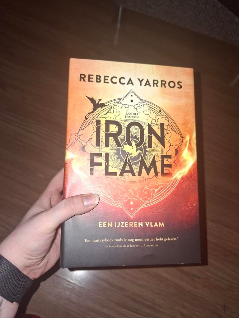 Rebecca Yarros - Iron Flame 2, Boeken, Fantasy, Ophalen, Nieuw, Rebecca Yarros