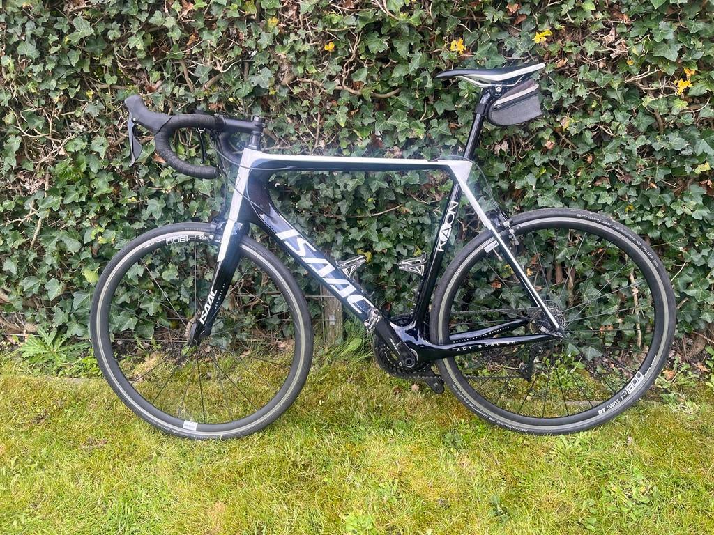 Racefiets Isaac KAON carbon meg helm en extra banden, Fietsen en Brommers, Fietsen | Racefietsen, 28 inch, Gebruikt, Carbon, Heren