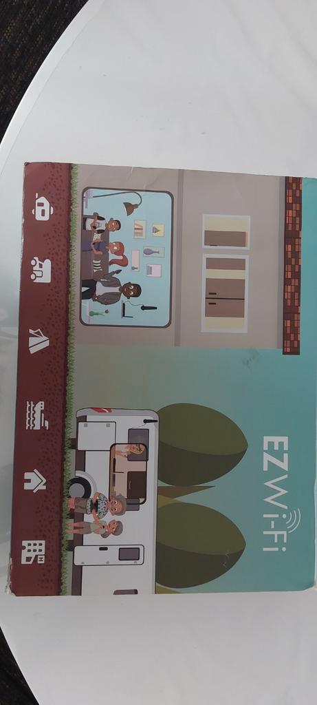 EZ Hotspot Extender V5 - WiFi versterker voor thuis/vakantie, Computers en Software, Routers en Modems, Zo goed als nieuw, Ophalen