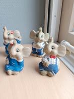 4 keramieken olifantjes,  grijs met blauw, Ophalen of Verzenden, Zo goed als nieuw, Dier