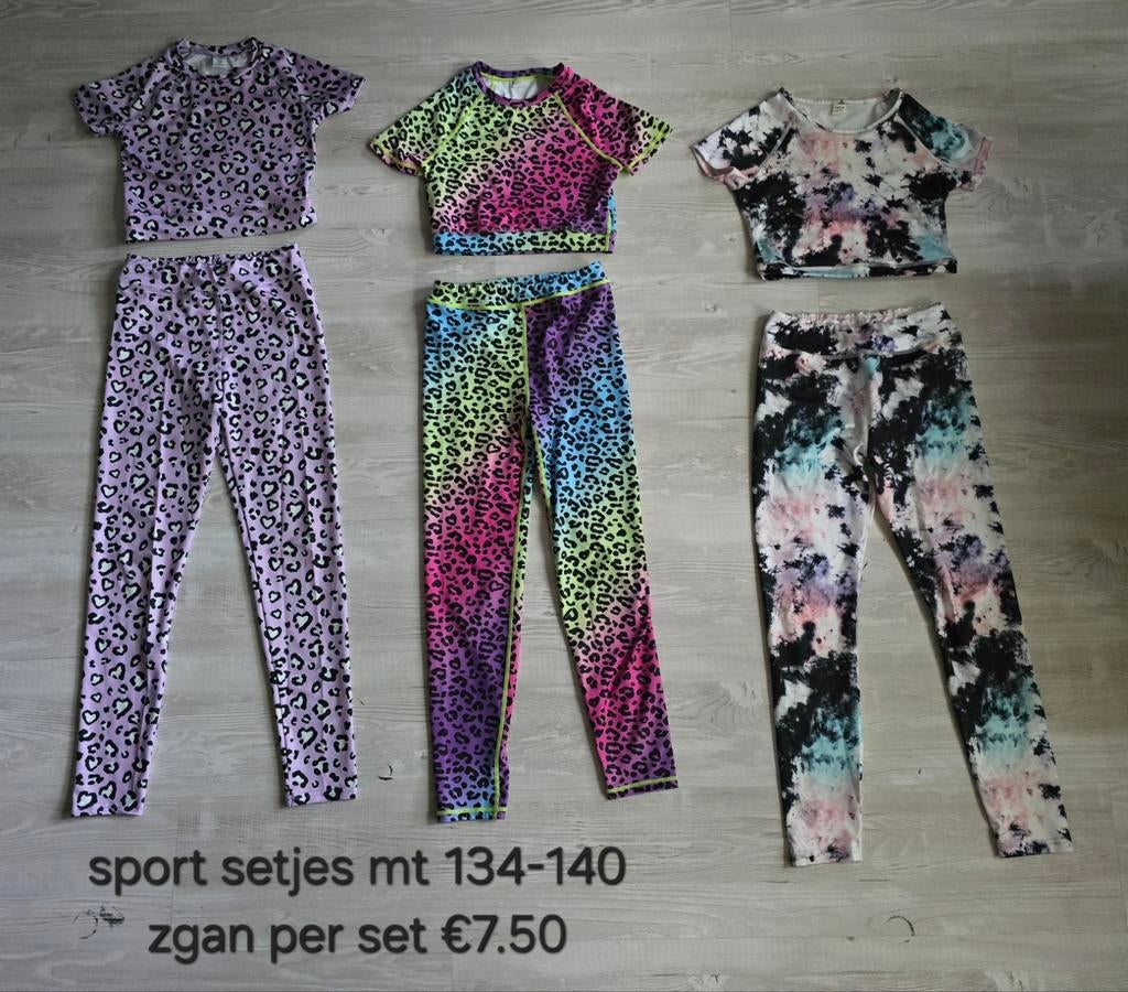 Heel veel leuke meisjeskleding maat 134-140, Kinderen en Baby's, Kinderkleding | Maat 134, Ophalen, Zo goed als nieuw, Meisje