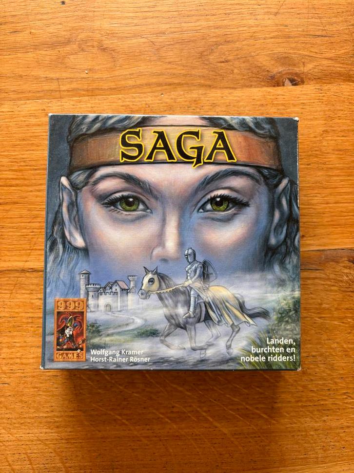 Saga 999 Games - Tactisch bordspel, compleet, Hobby en Vrije tijd, Gezelschapsspellen | Bordspellen, Gebruikt, Ophalen of Verzenden