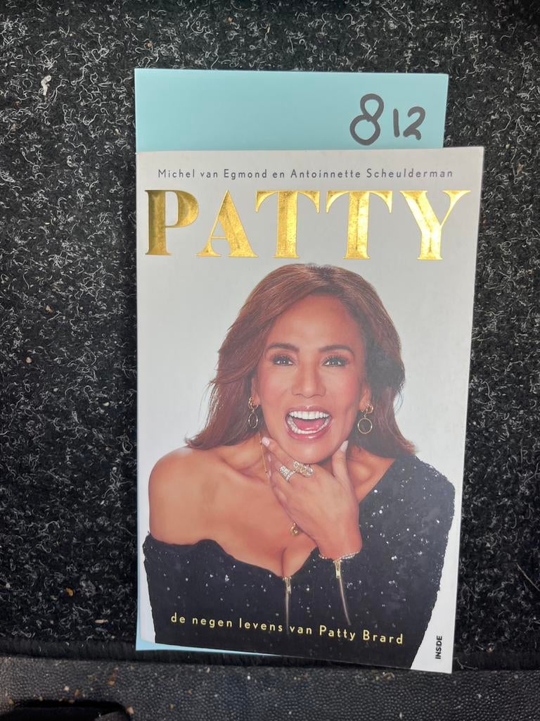 Patty Brard: De Negen Levens van Patty Brard, Boeken, Ophalen of Verzenden, Zo goed als nieuw, Film, Tv en Media