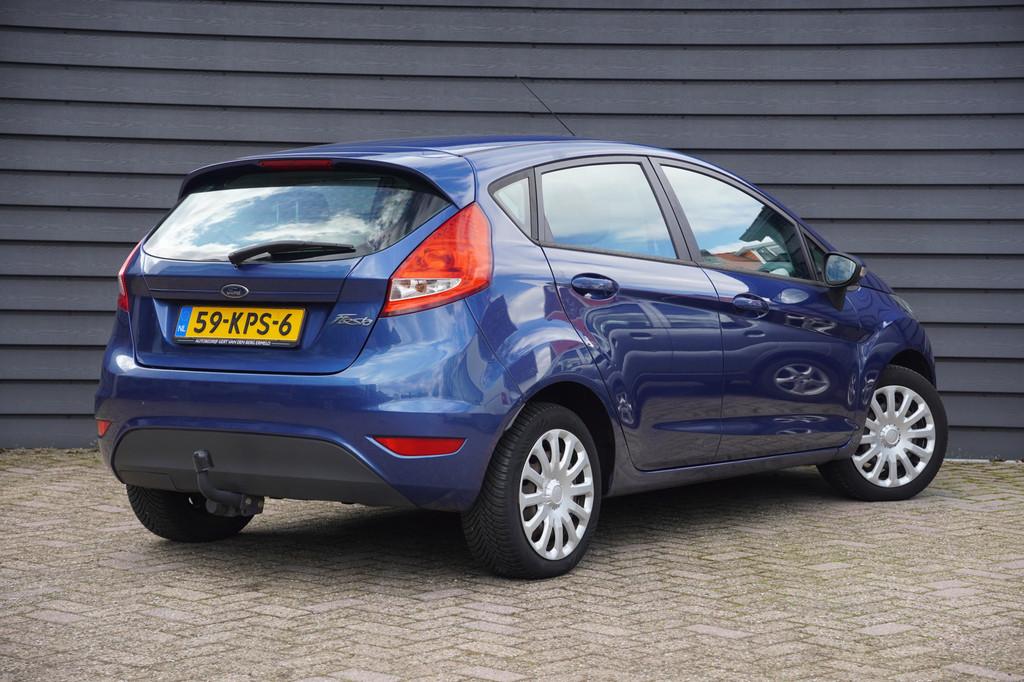 Ford Fiesta 1.25 Limited - AIRCO - 5 DEURS - TREKHAAK - ELEK, Auto's, Ford, Voorwielaandrijving, Euro 5, Stof, 4 cilinders