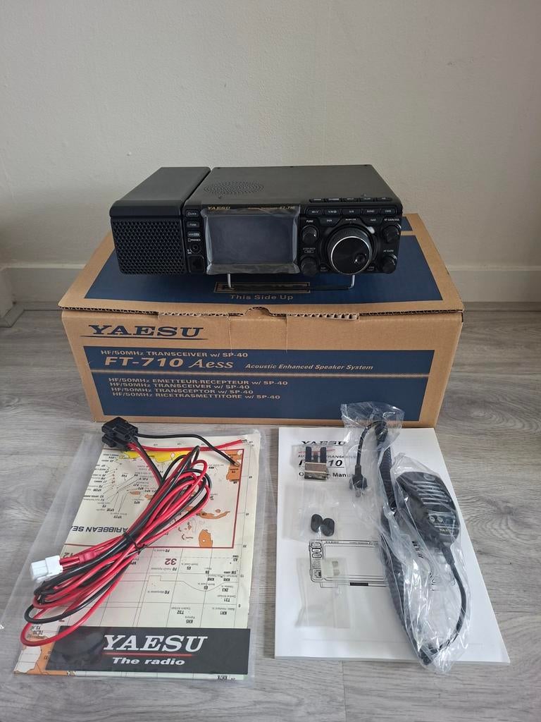 YAESU FT-710 AESS HF/50MHz Transceiver nieuwstaat. !!!, Telecommunicatie, Zenders en Ontvangers, Ophalen of Verzenden, Nieuw