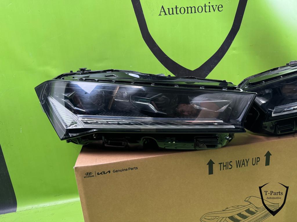 Skoda superB koplamp links rechts 3P1941016a 3P1941015a, Auto-onderdelen, Info@fabrikant.eu, Fabrikant BV, Fabrikantstraat 1
1000 AA  Amsterdam, NL