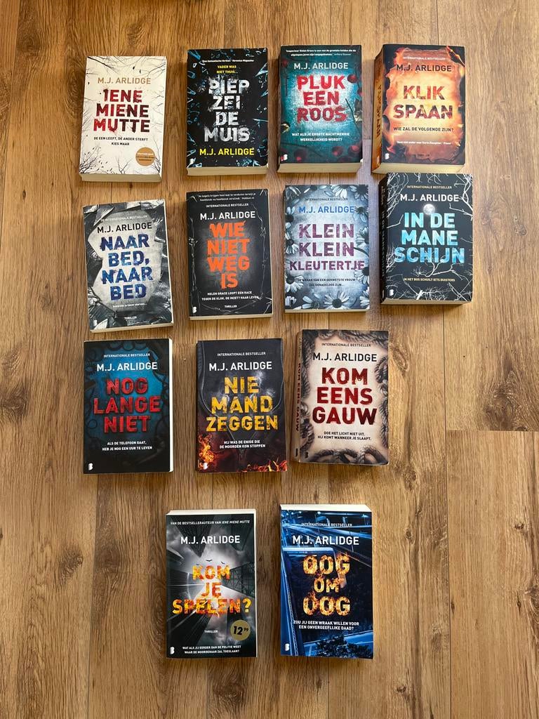 M.J. Arlidge: Helen Grace serie (1-11) + Kom je spelen? & Oo, Boeken, Ophalen, Gelezen, Nederland