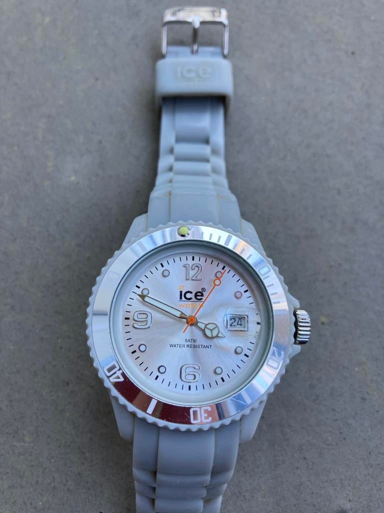 Lichtgrijze unisex ice watch, Overige merken, Staal, Polshorloge, Kunststof