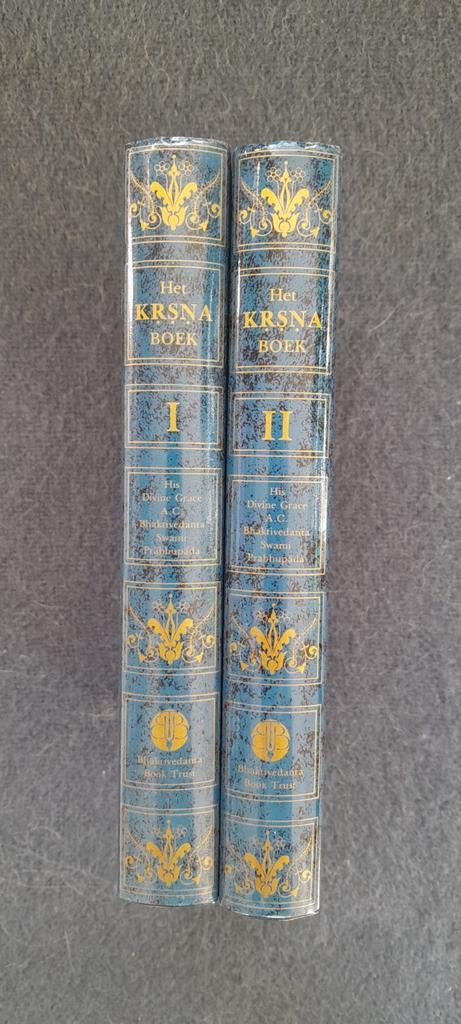 Het Krsna Boek - Deel I en II, Boeken, Ophalen of Verzenden, Gelezen