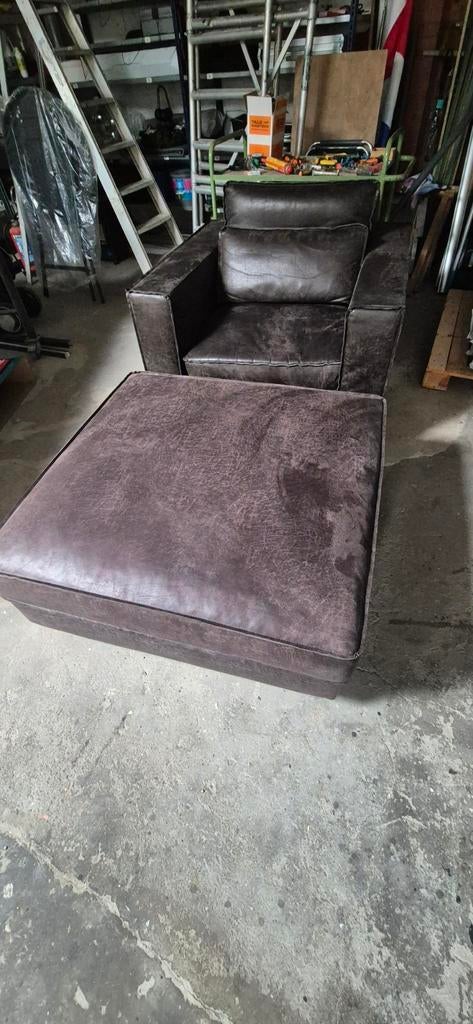 GRATIS Loveseat met hocker, Ophalen, Gebruikt, Tweepersoons, 75 tot 100 cm