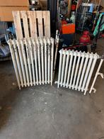 Antieke gietijzeren radiator Frans 2x, Ophalen, 30 tot 80 cm, Gebruikt, Radiator