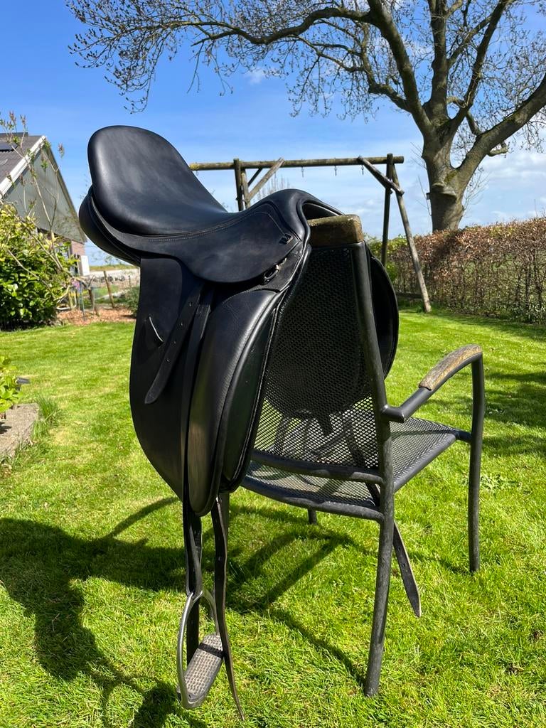 Anky dressuurzadel 17.5 inch, Dieren en Toebehoren, Paardrijkleding, Ophalen of Verzenden, Zo goed als nieuw, Dressuur