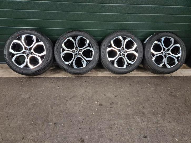 5x114.3 / 18inch ORGINEEL RENAULT/MITSUBISHI "DEMO SET", Auto-onderdelen, Banden en Velgen, Banden en Velgen, Zomerbanden, 18 inch