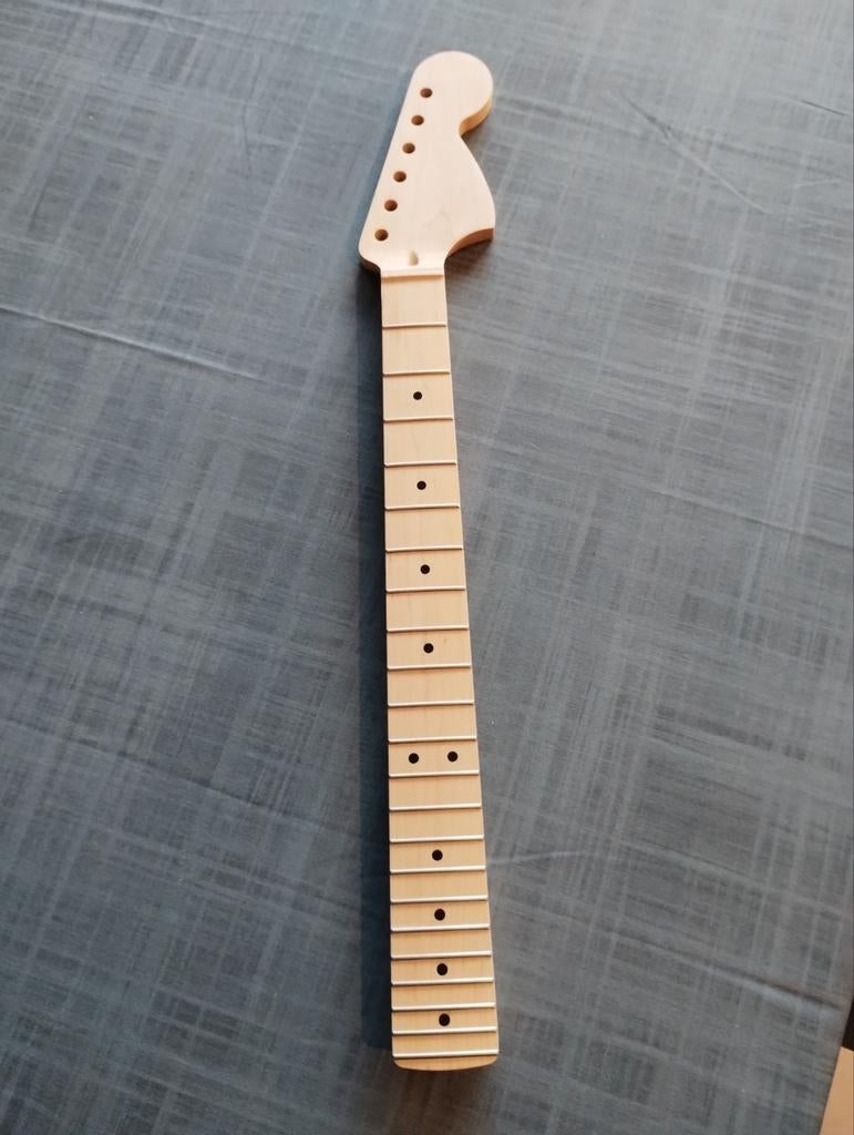 Stratocaster neck maple
Big headstock
Radius 9.5, Muziek en Instrumenten, Ophalen of Verzenden, Zo goed als nieuw, Elektrische gitaar
