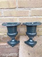 Gietijzeren muur louvre vazen, Ophalen of Verzenden