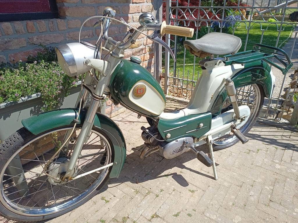 Batavus brommer, Fietsen en Brommers, Brommers | Oldtimers, Ophalen, Batavus